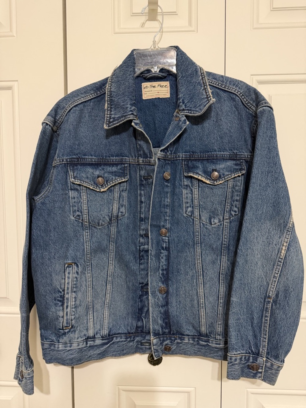 We The Free Blue Denim Jacket - Classic Denim Jacket Size Medium